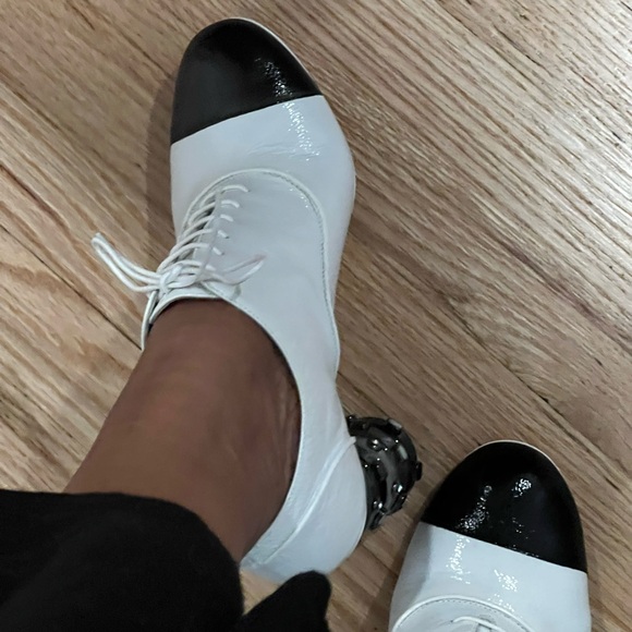 SOLD! Chanel Bijou Jewelry Cap Toe Black and White Ankle Booties - Picture 5 of 6